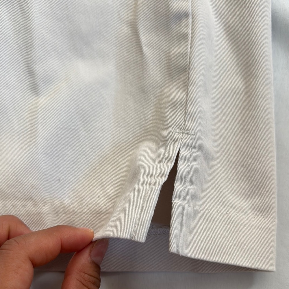 Dockers Cream Chinos Relaxed Fit - Picture 10 of 12